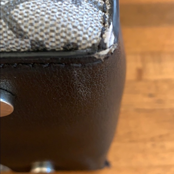 •*•*•*Michael Kors Handbag*•*•*• - Picture 5 of 7